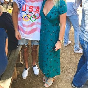 Billabong wrap maxi dress size Medium